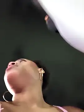 Mia-sensual online show from November 23, 2025, 2:21 am