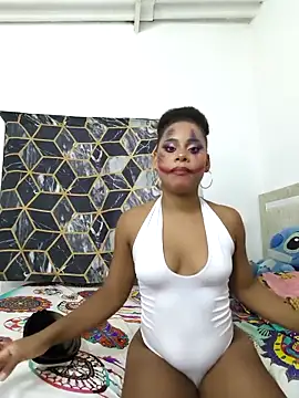 Mia-sensual online show from November 1, 2025, 1:56 am