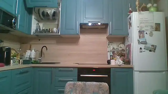 ALICAINWONDERLAND online show from March 29, 2026, 5:36 pm