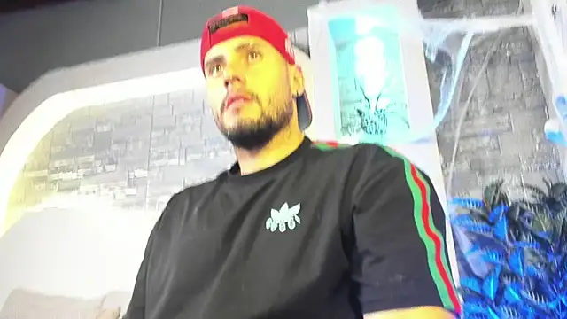 dominic de luca online show from November 2, 2025, 5:34 am