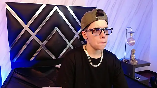 SpencerMontgomery online show from January 9, 2026, 7:32 pm