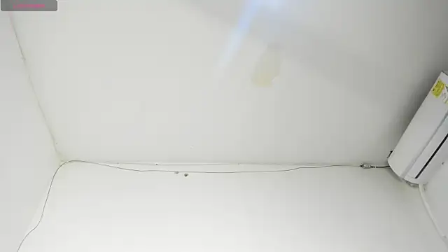 Snapshot of katitahotcam_ass chatting on October 21, 2025, 10:42 pm katitahotcam ass online show from October 21, 2025, 10:42 pm