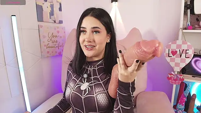justonecute online show from May 19, 2026, 2:07 am