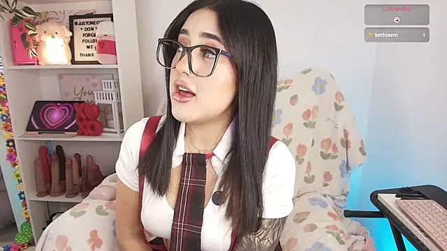 justonecute online show from March 2, 2026, 12:00 am