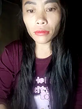 CoMay003 online show from November 6, 2025, 8:24 pm