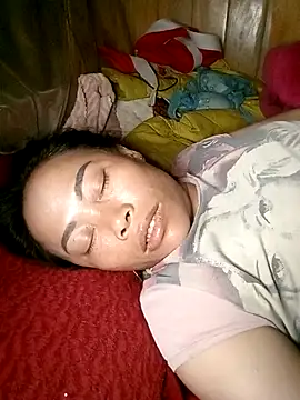 CoMay003 online show from April 8, 2026, 5:14 pm