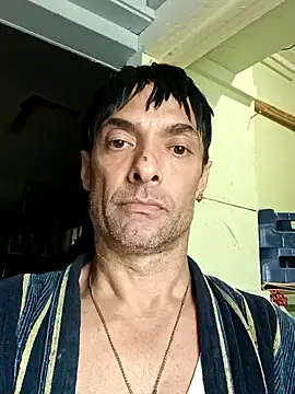 dicinyou80 online show from March 27, 2026, 7:37 pm