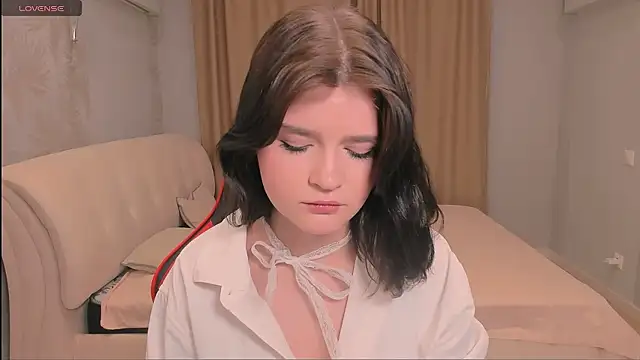 Snapshot of MoriGirl chatting on September 15, 2025, 3:01 pm MoriGirl online show from September 15, 2025, 3:01 pm