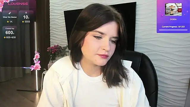 Snapshot of MoriGirl chatting on September 24, 2025, 1:06 pm MoriGirl online show from September 24, 2025, 1:06 pm