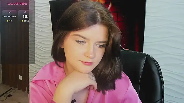 Snapshot of MoriGirl chatting on September 10, 2025, 1:10 pm MoriGirl online show from September 10, 2025, 1:10 pm