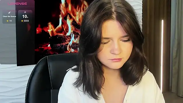 Snapshot of MoriGirl chatting on September 12, 2025, 1:33 pm MoriGirl online show from September 12, 2025, 1:33 pm