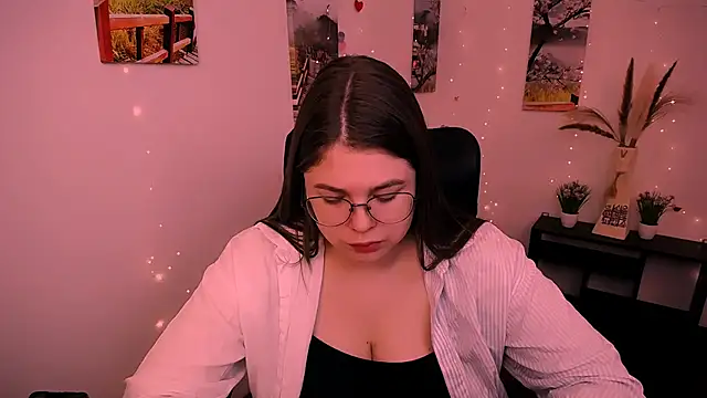  Lovely Mary online show from September 18, 2025, 7:11 am