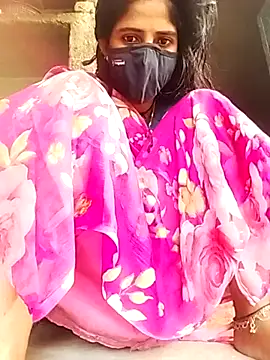 MISS-KAYA online show from November 24, 2025, 9:09 am