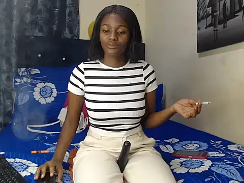 SWEET BABYFACE online show from November 7, 2025, 2:05 am