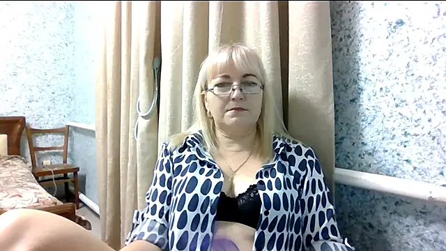 Snapshot of PlayM3Soft chatting on October 17, 2025, 6:10 pm PlayM3Soft online show from October 17, 2025, 6:10 pm