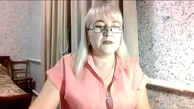 Snapshot of PlayM3Soft chatting on October 31, 2025, 6:04 pm PlayM3Soft online show from October 31, 2025, 6:04 pm