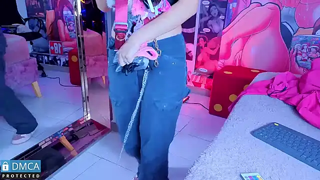 sofia sstone online show from October 25, 2025, 11:09 am