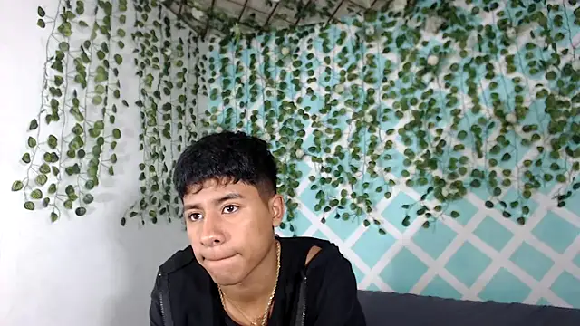 Snapshot of sebas_boys577 chatting on September 14, 2025, 1:44 pm sebas boys577 online show from September 14, 2025, 1:44 pm
