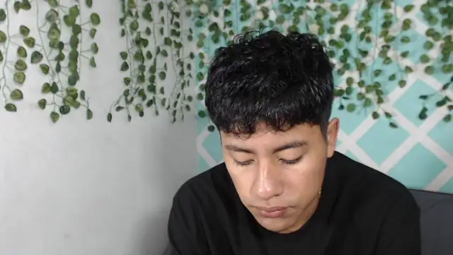 Snapshot of sebas_boys577 chatting on September 20, 2025, 1:49 pm sebas boys577 online show from September 20, 2025, 1:49 pm
