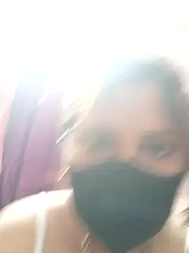 Snapshot of misspriya03 chatting on January 5, 2026, 5:27 pm misspriya03 online show from January 5, 2026, 5:27 pm