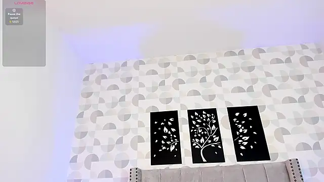 cristhi esterling online show from January 10, 2026, 12:33 pm