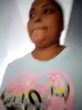 Snapshot of Cristal_hott1 chatting on April 9, 2026, 7:20 pm Cristal hott1 online show from April 9, 2026, 7:20 pm