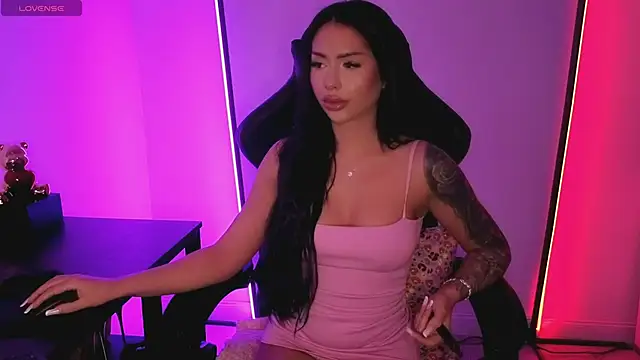 alisonrouge online show from February 15, 2026, 8:30 pm