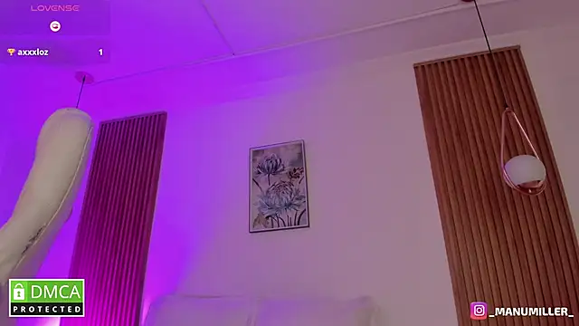 Manuela miller  online show from October 20, 2025, 8:09 pm