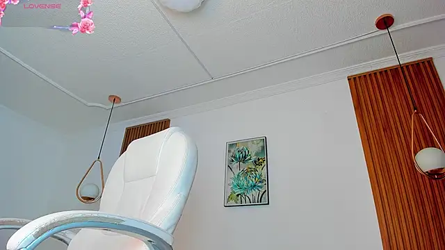 Manuela miller  online show from January 5, 2026, 9:07 pm