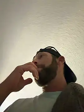 JM71325 online show from April 29, 2026, 10:16 pm