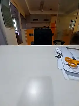 Snapshot of kiss_like_choco11 chatting on October 21, 2025, 6:24 am kiss like choco11 online show from October 21, 2025, 6:24 am