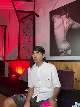 Snapshot of AlanCutee chatting on February 20, 2026, 12:07 pm AlanCutee online show from February 20, 2026, 12:07 pm