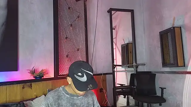 Snapshot of AlanCutee chatting on February 27, 2026, 12:49 pm AlanCutee online show from February 27, 2026, 12:49 pm