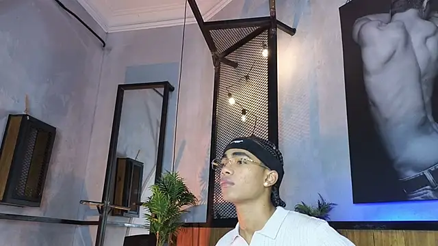 AlanCutee online show from March 5, 2026, 11:29 am