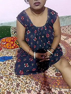 Snapshot of Cute-Swewty chatting on October 1, 2025, 1:37 pm Cute-Swewty online show from October 1, 2025, 1:37 pm