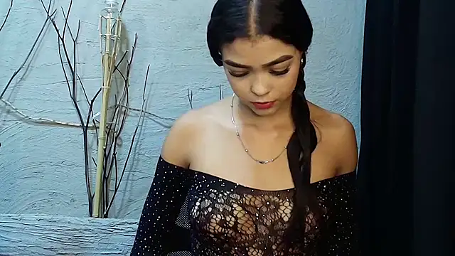 AshleeyBell online show from January 7, 2026, 11:26 am