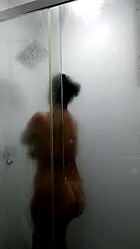 Snapshot of Esmeralda333 chatting on January 13, 2026, 12:31 pm Esmeralda333 online show from January 13, 2026, 12:31 pm