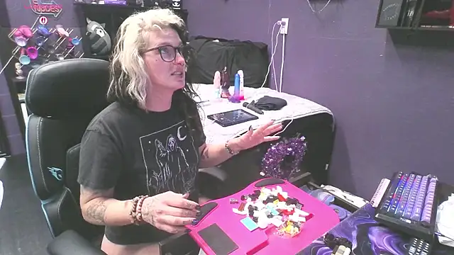 oddywithabody online show from February 23, 2026, 1:51 am