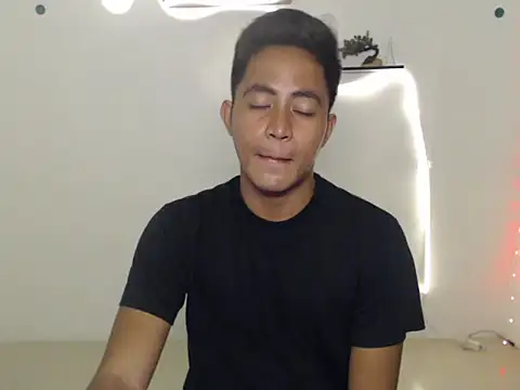 Lloyd wintours online show from March 9, 2026, 8:12 pm