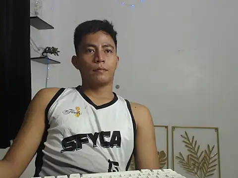 Lloyd wintours online show from April 15, 2026, 3:27 pm