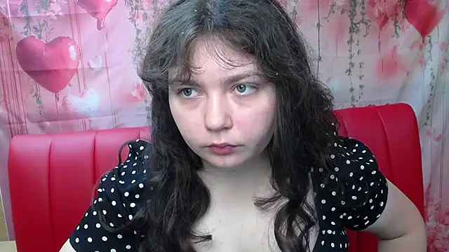 NeonilaLisova online show from May 31, 2026, 5:24 am