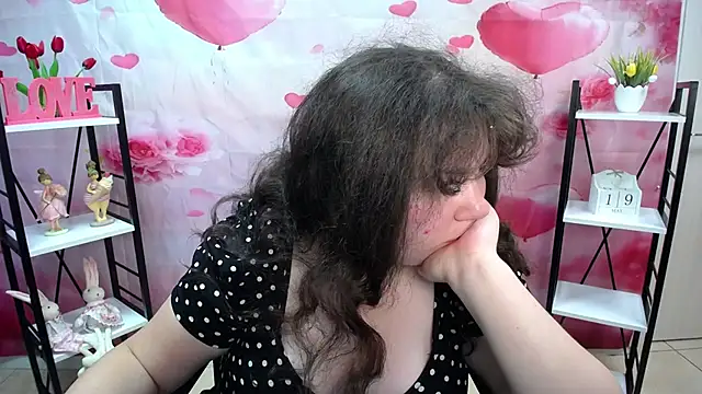 NeonilaLisova online show from May 19, 2026, 11:06 am