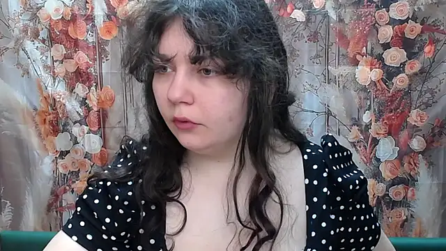 NeonilaLisova online show from February 8, 2026, 6:11 am