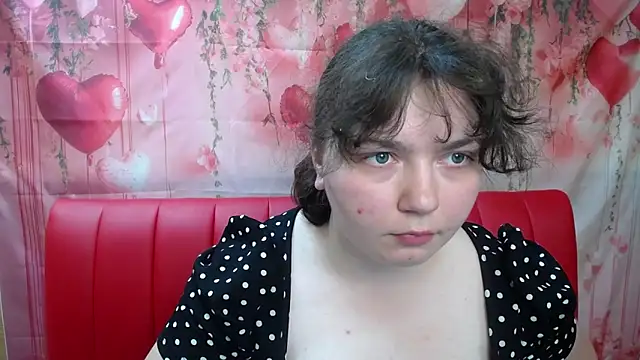 NeonilaLisova online show from May 20, 2026, 11:07 am