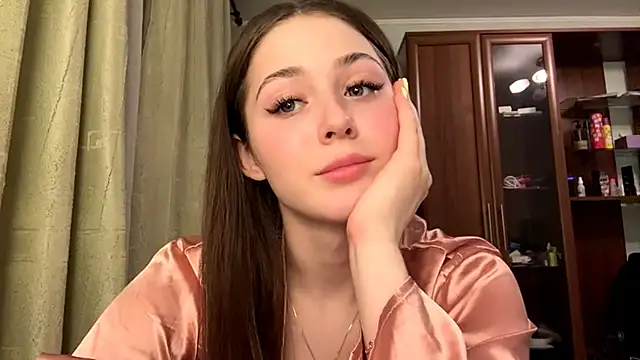 Snapshot of Adel_strongwoman chatting on April 3, 2026, 6:36 pm Adel strongwoman online show from April 3, 2026, 6:36 pm