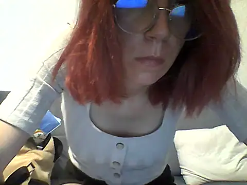 Anayssa  online show from September 10, 2025, 9:03 pm