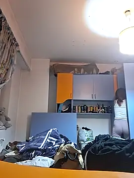 Anayssa  online show from November 21, 2025, 7:35 pm