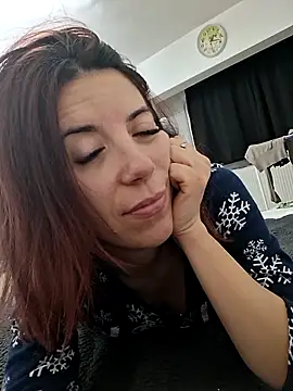 Anayssa  online show from February 9, 2026, 7:56 pm