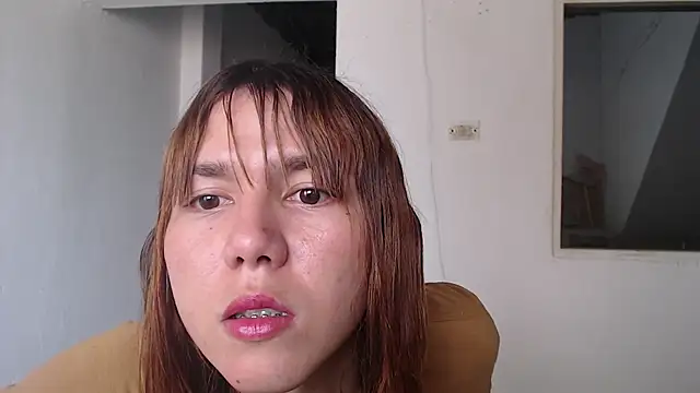 Snapshot of Dolly_Peach_ chatting on September 16, 2025, 6:42 pm Dolly Peach online show from September 16, 2025, 6:42 pm