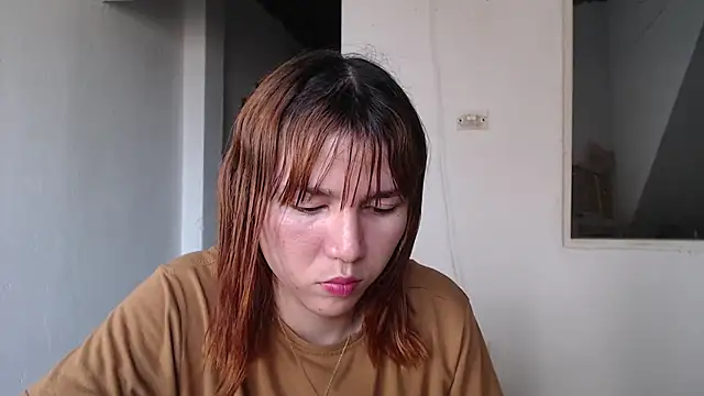 Snapshot of Dolly_Peach_ chatting on September 13, 2025, 9:15 pm Dolly Peach online show from September 13, 2025, 9:15 pm